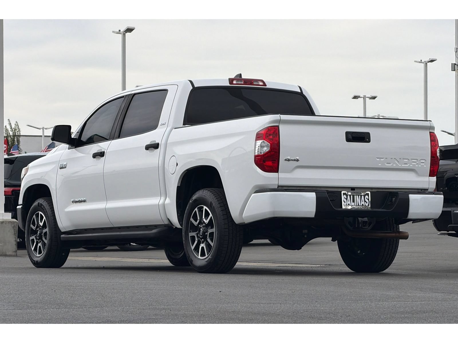 Used 2021 Toyota Tundra SR5 AWD/4WD image 6