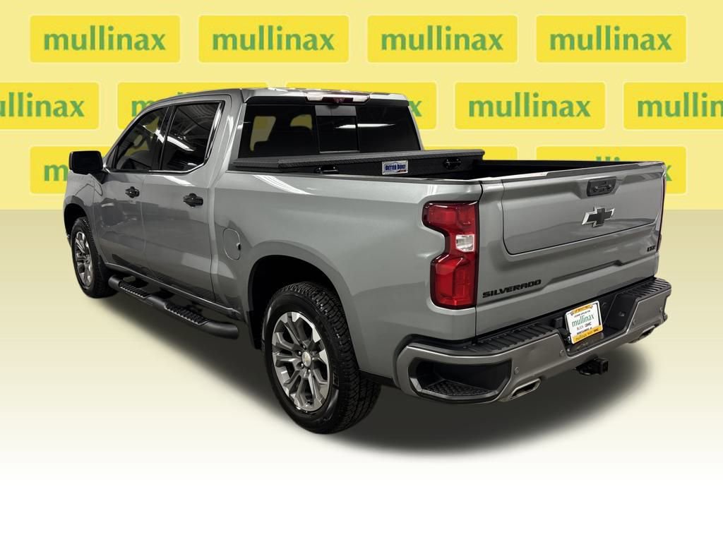 Certified 2024 Chevrolet Silverado 1500 LTZ image 18