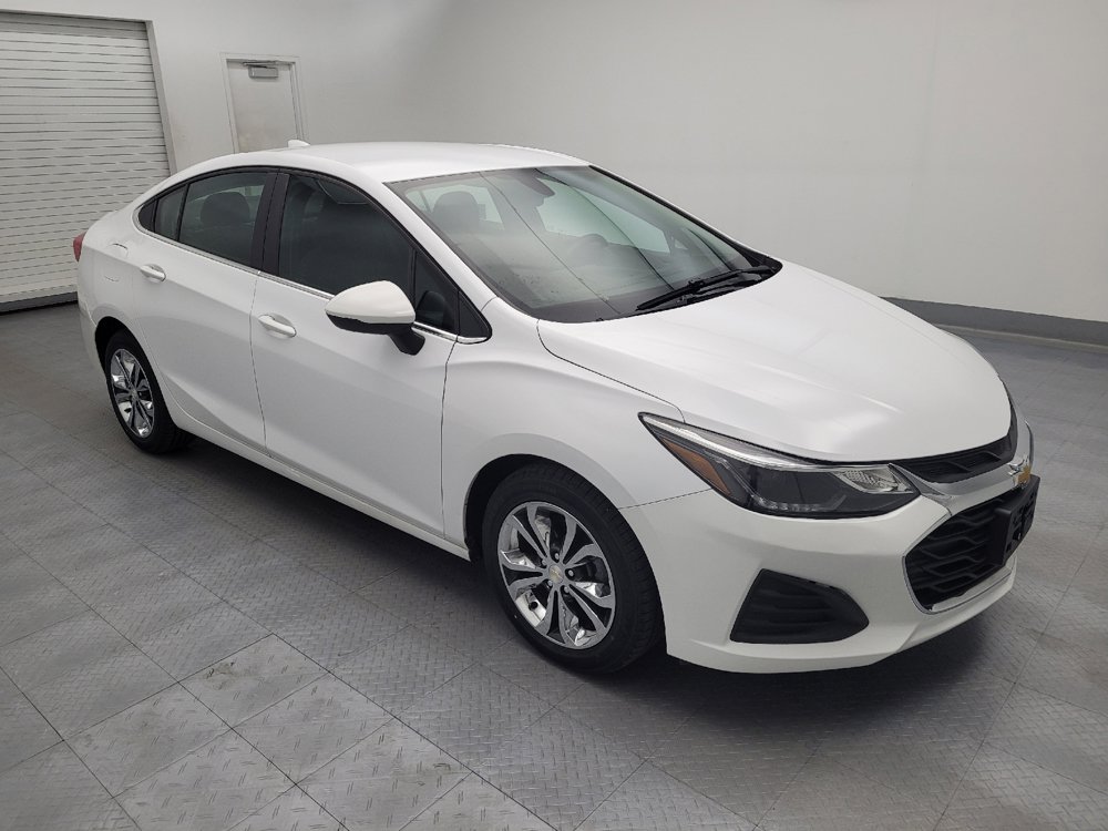 Used 2019 Chevrolet Cruze LT FWD image 11