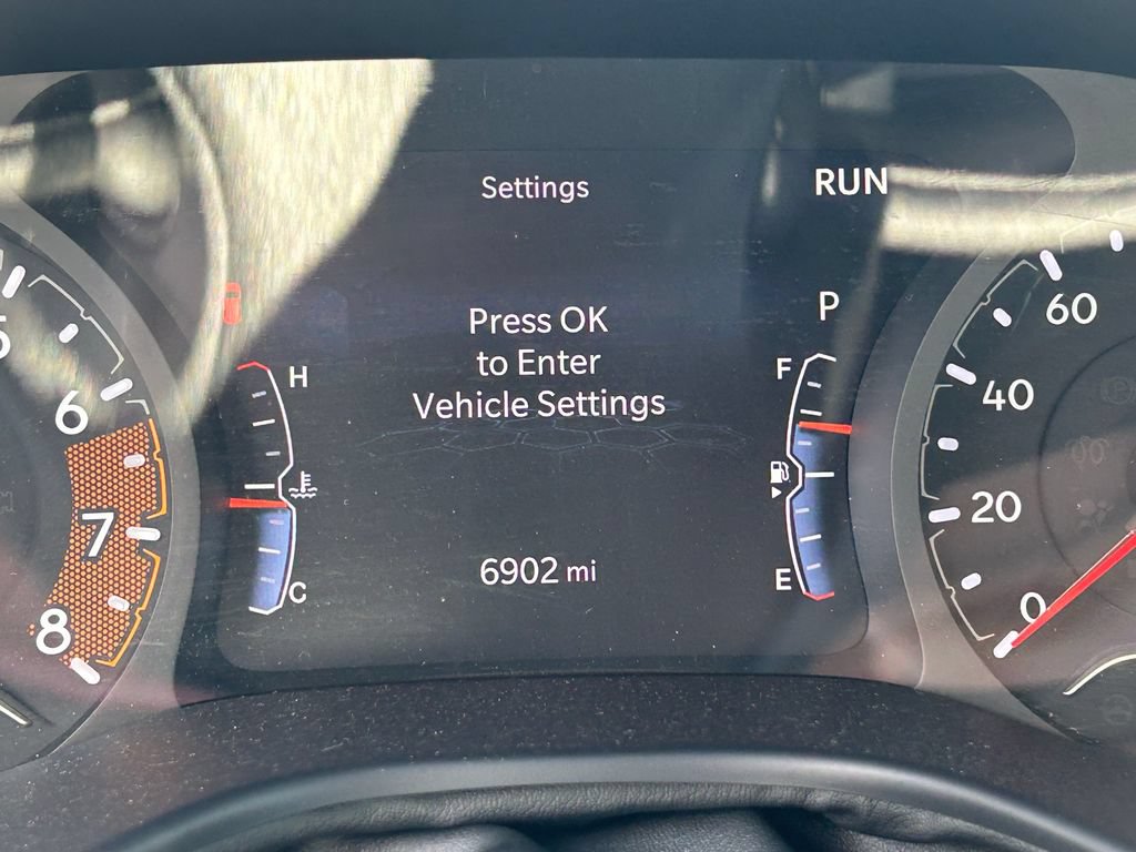 Used 2024 Jeep Compass Sport w/ Mopar Graphics Package AWD/4WD image 34