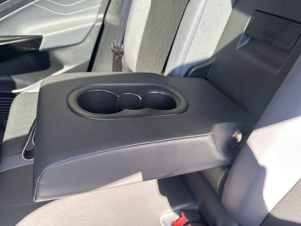 Used 2023 Volkswagen ID.4 S image 42