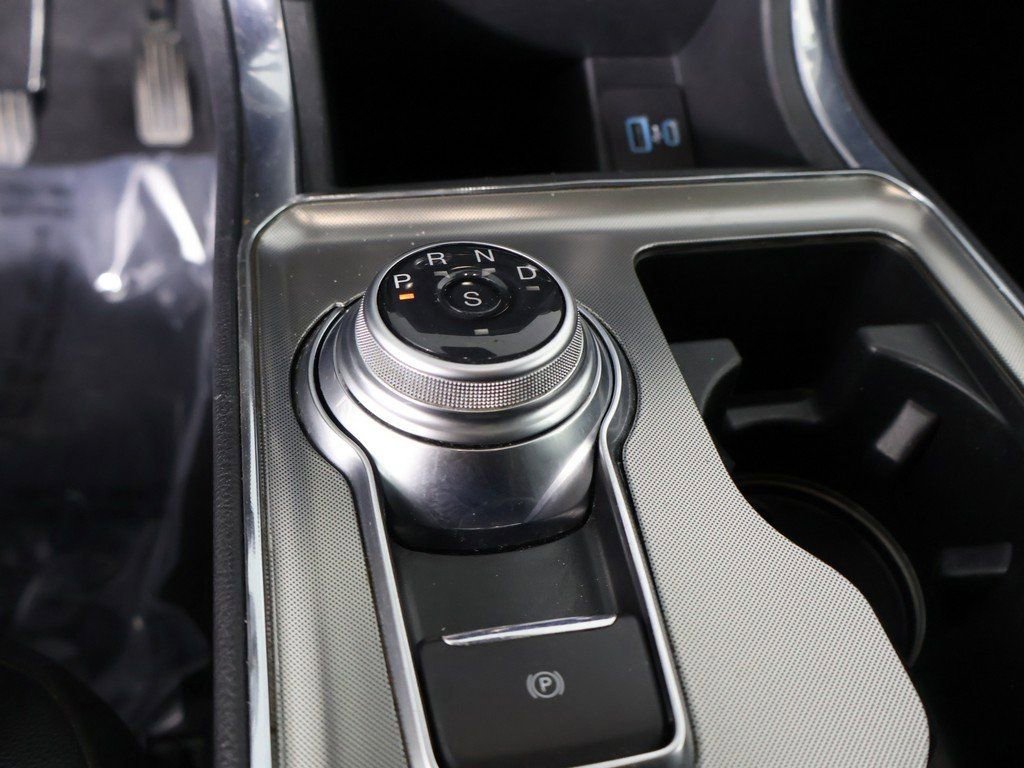 Used 2022 Ford Edge Titanium image 45