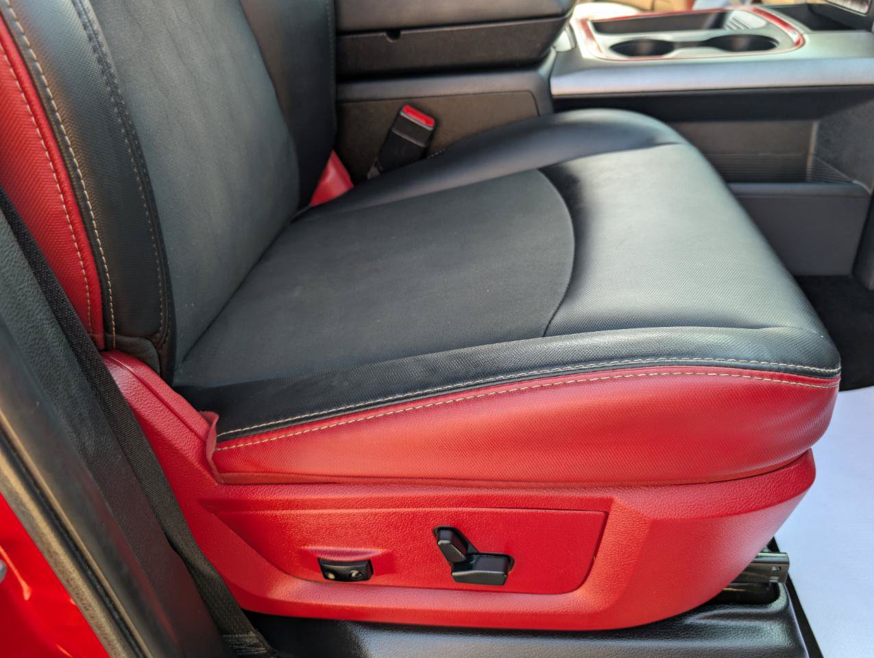 Used 2016 RAM 1500 Rebel w/ Luxury Group AWD/4WD image 48