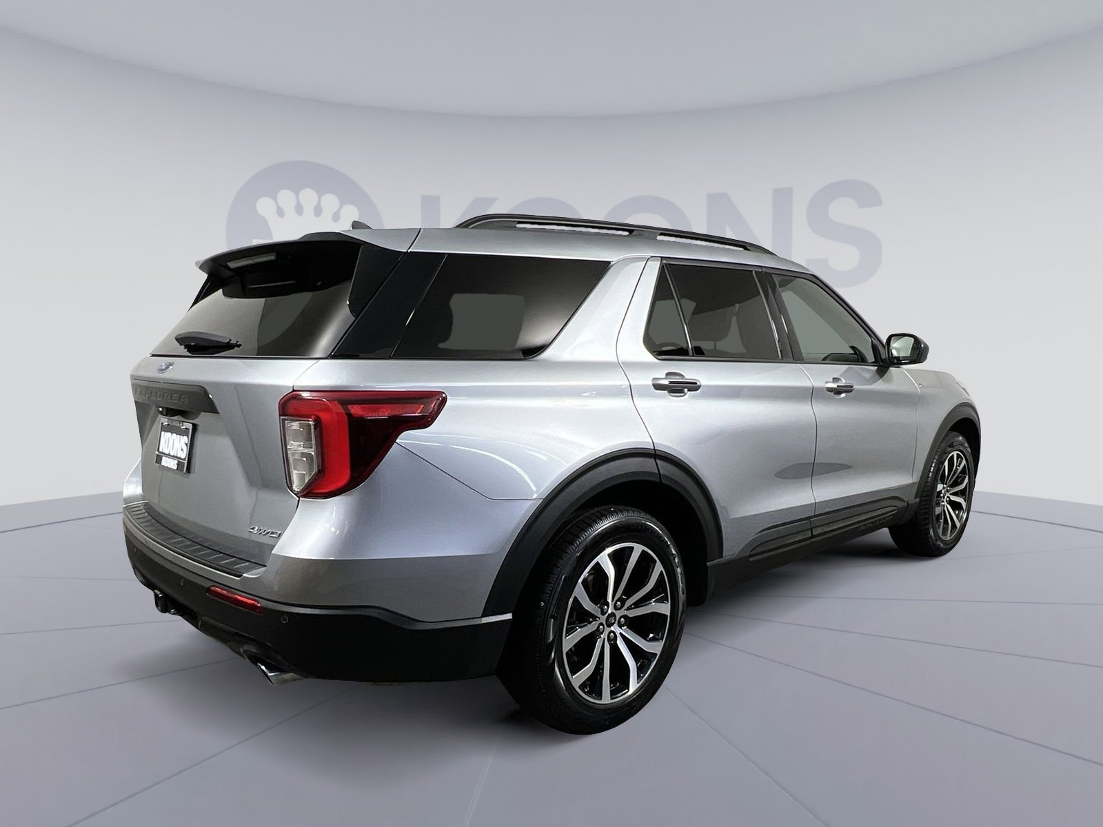 Used 2023 Ford Explorer ST-Line w/ Class IV Trailer Tow Package AWD/4WD image 11