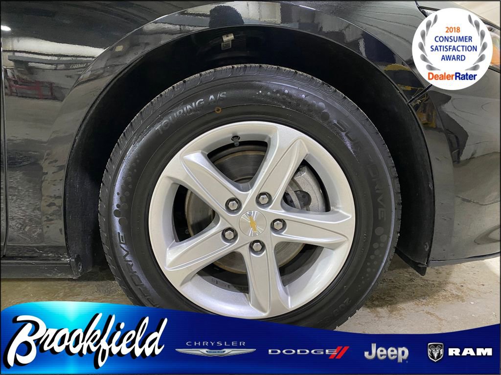 Used 2023 Chevrolet Malibu LS image 9