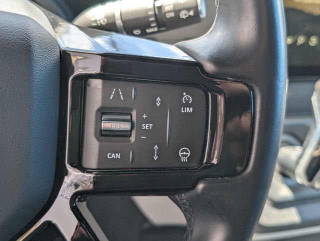 Used 2023 Land Rover Defender 130 X-Dynamic SE image 37