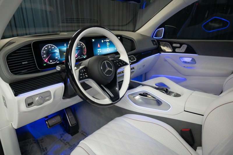 New 2026 Mercedes-Benz Maybach GLS 600 4MATIC image 18