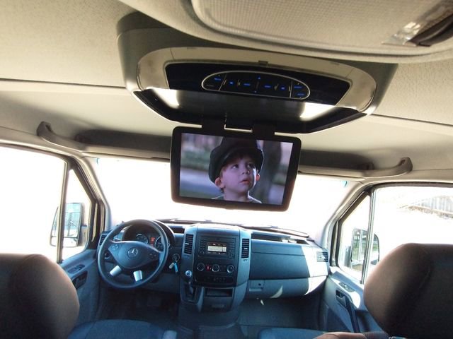 Used 2017 Mercedes-Benz Sprinter 2500 image 36