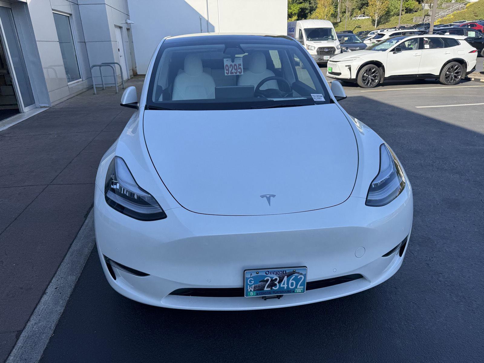 Used 2022 Tesla Model Y Long Range AWD/4WD image 9