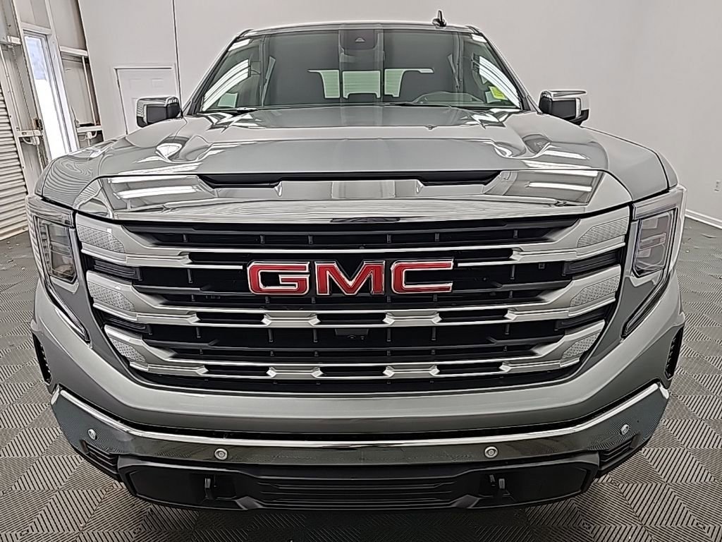 New 2026 GMC Sierra 1500 SLE w/ Preferred Package image 3
