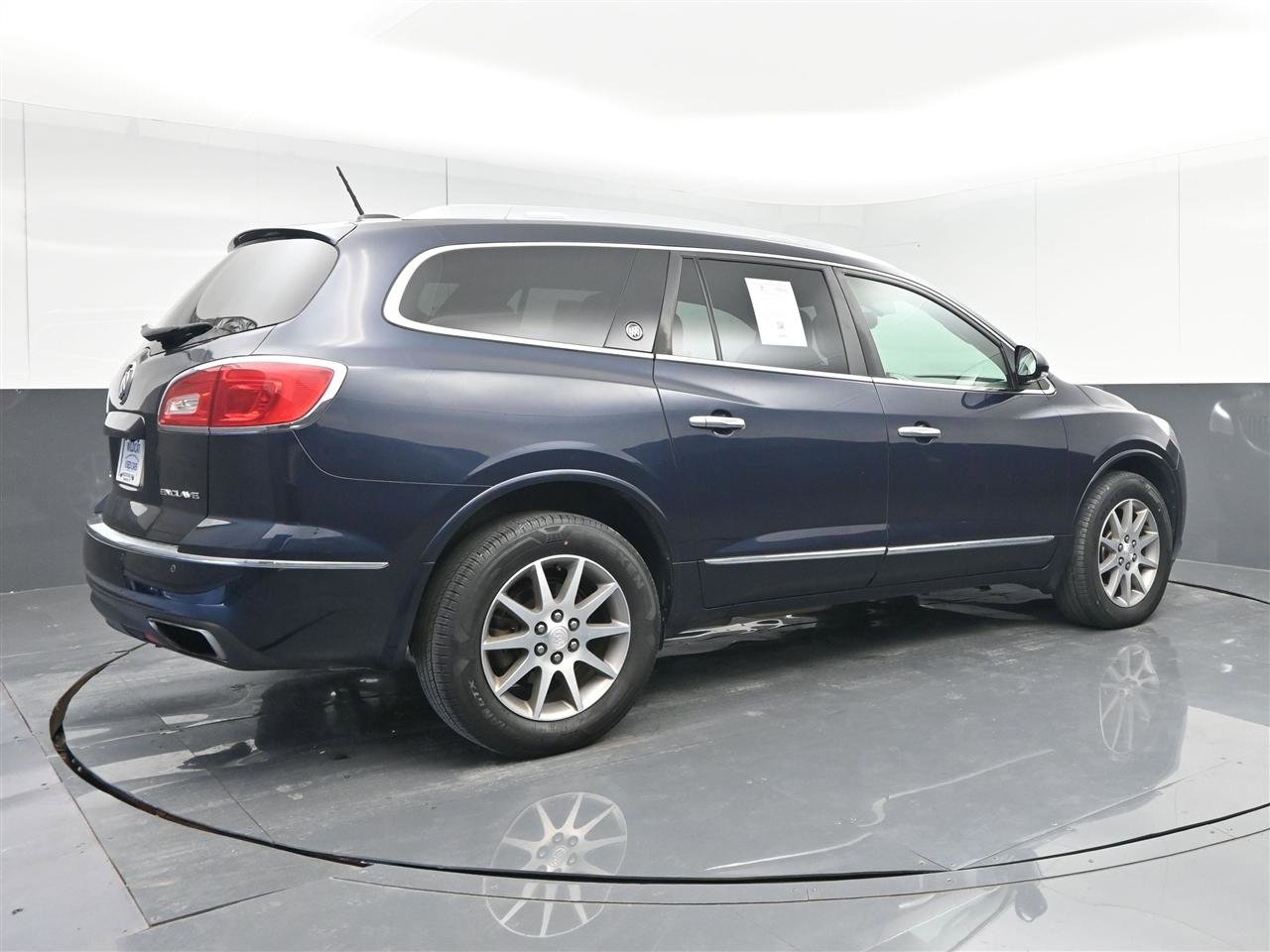 Used 2016 Buick Enclave Convenience FWD image 5