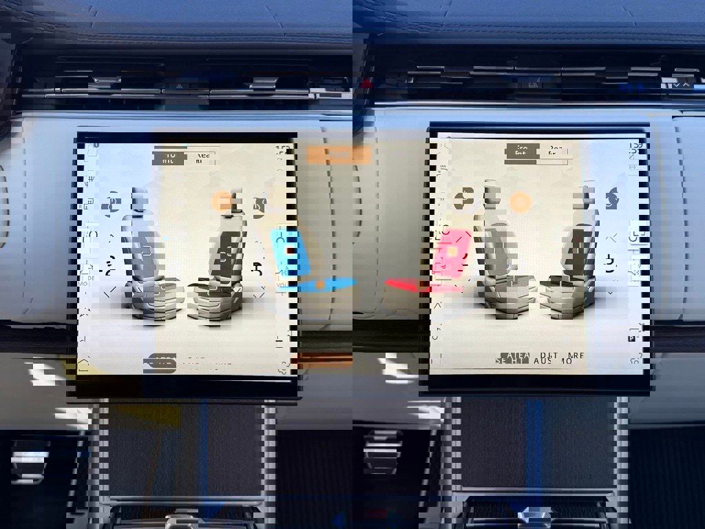 New 2026 Land Rover Range Rover SE image 26