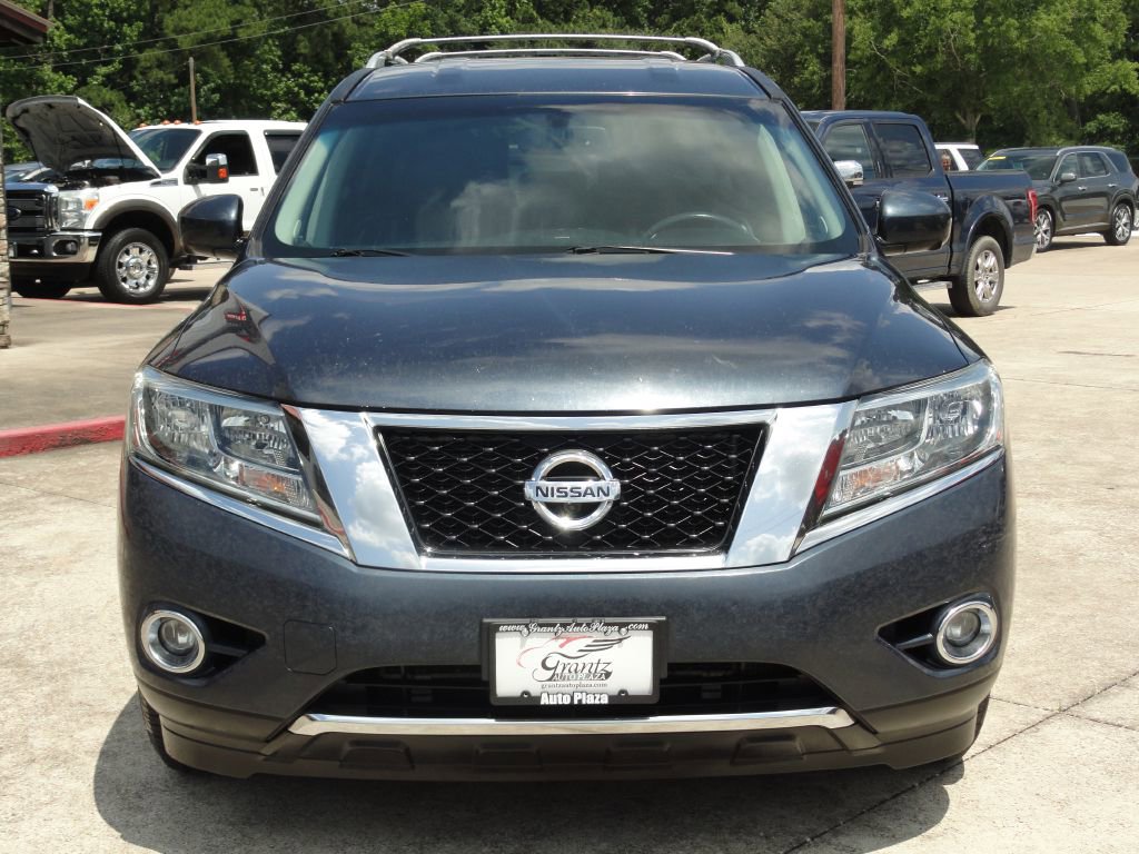Used 2016 Nissan Pathfinder SL w/ SL Tech Package FWD image 2