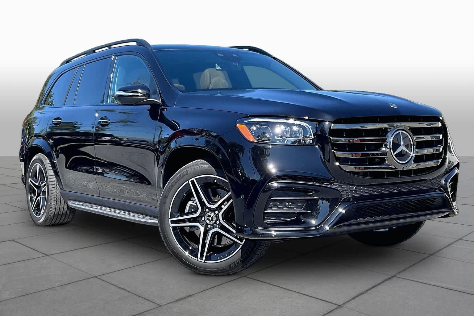 Used 2026 Mercedes-Benz GLS 450 4MATIC image 2