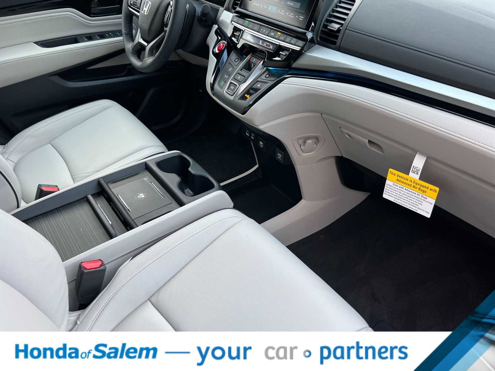 New 2026 Honda Odyssey Touring image 19