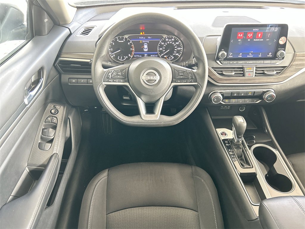 Used 2024 Nissan Altima 2.5 SV image 34