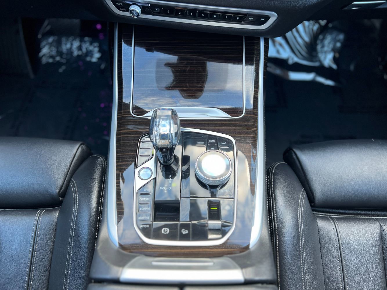 Used 2020 BMW X7 xDrive40i w/ Executive Package image 17