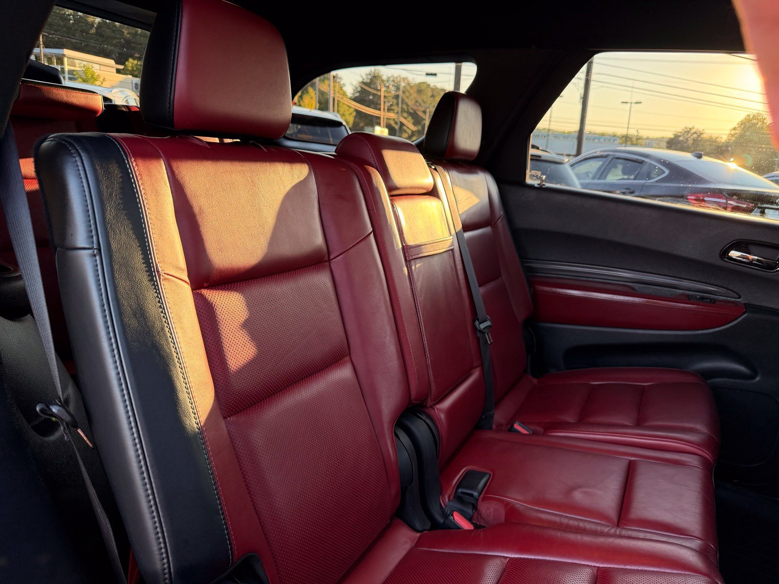 Used 2022 Dodge Durango R/T w/ Blacktop Package AWD/4WD image 33