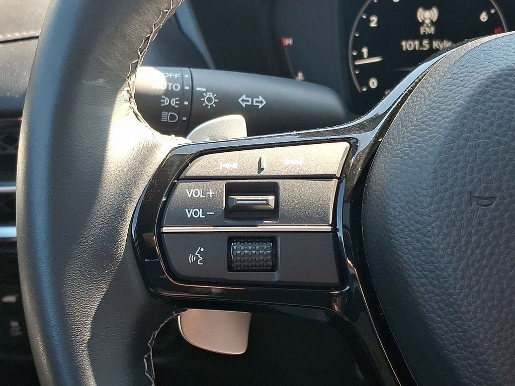 Used 2025 Acura ADX FWD image 21