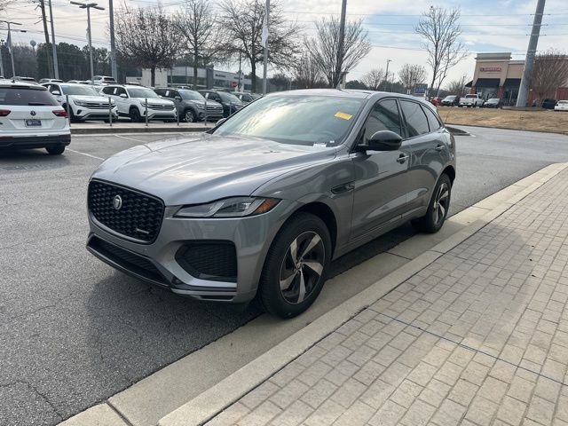 Used 2024 Jaguar F-PACE R-Dynamic S image 4