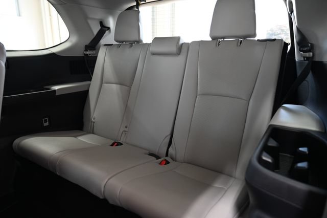 Certified 2026 Toyota Grand Highlander AWD image 13