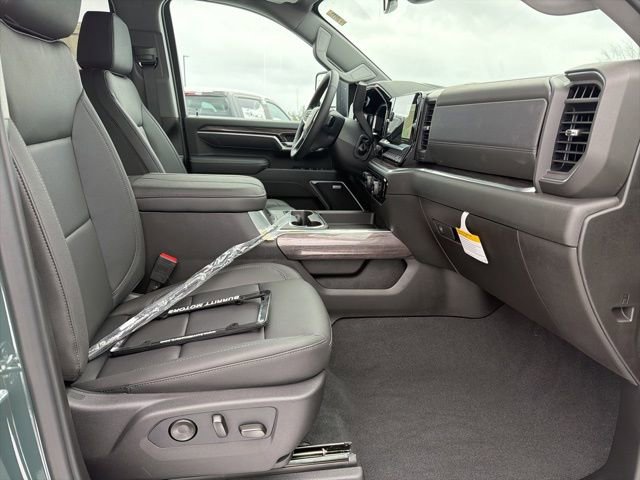 New 2026 Chevrolet Silverado 3500 LTZ w/ LTZ Plus Package image 26