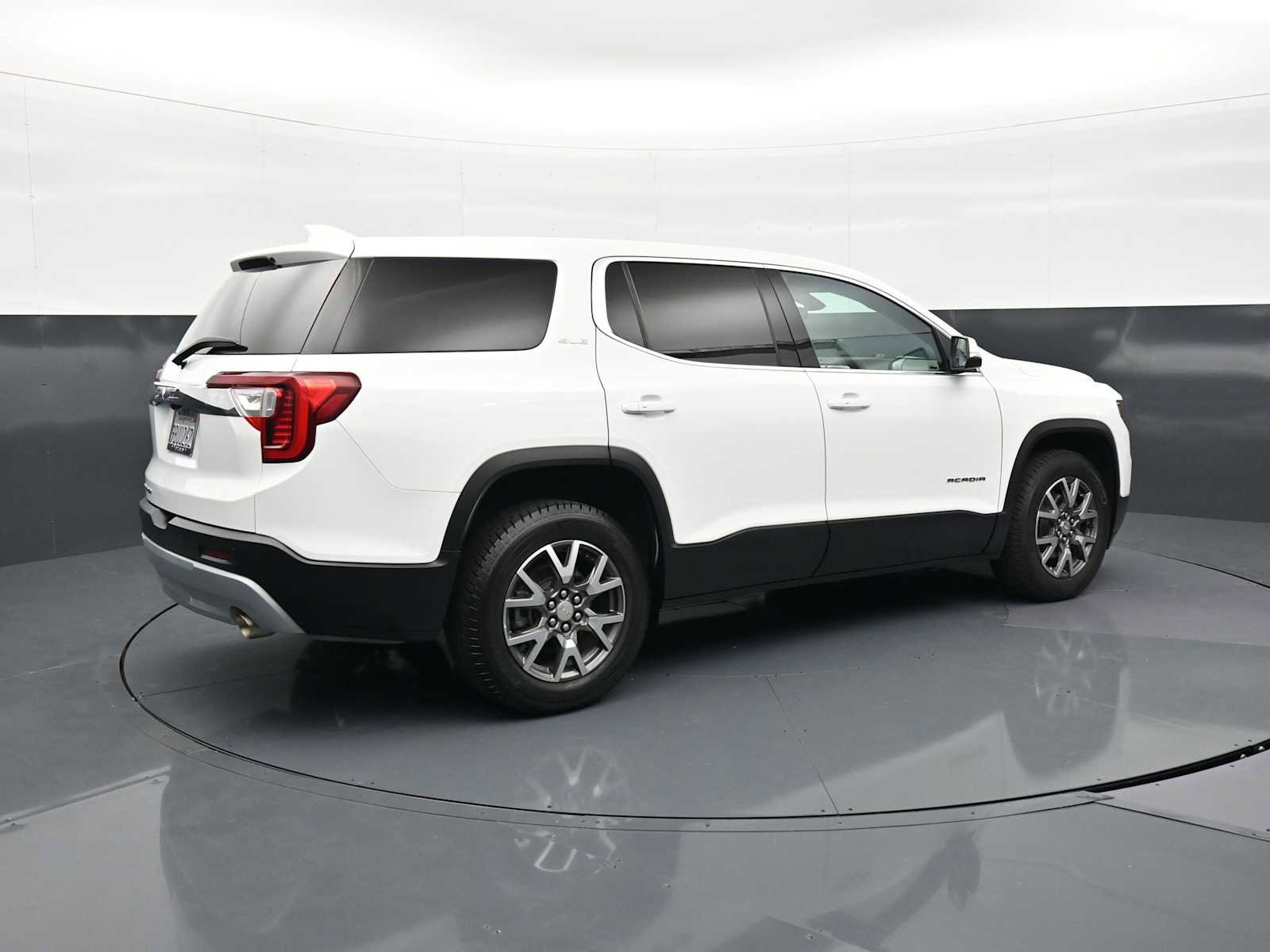 Used 2020 GMC Acadia SLE FWD image 5