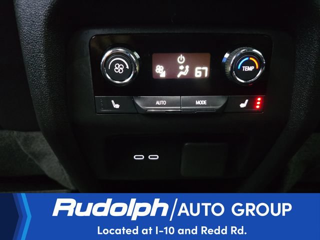 Used 2025 Chevrolet Traverse RS FWD image 23