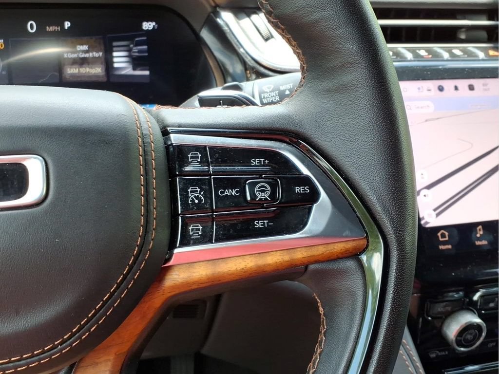 Used 2023 Jeep Grand Cherokee L Summit AWD/4WD image 13
