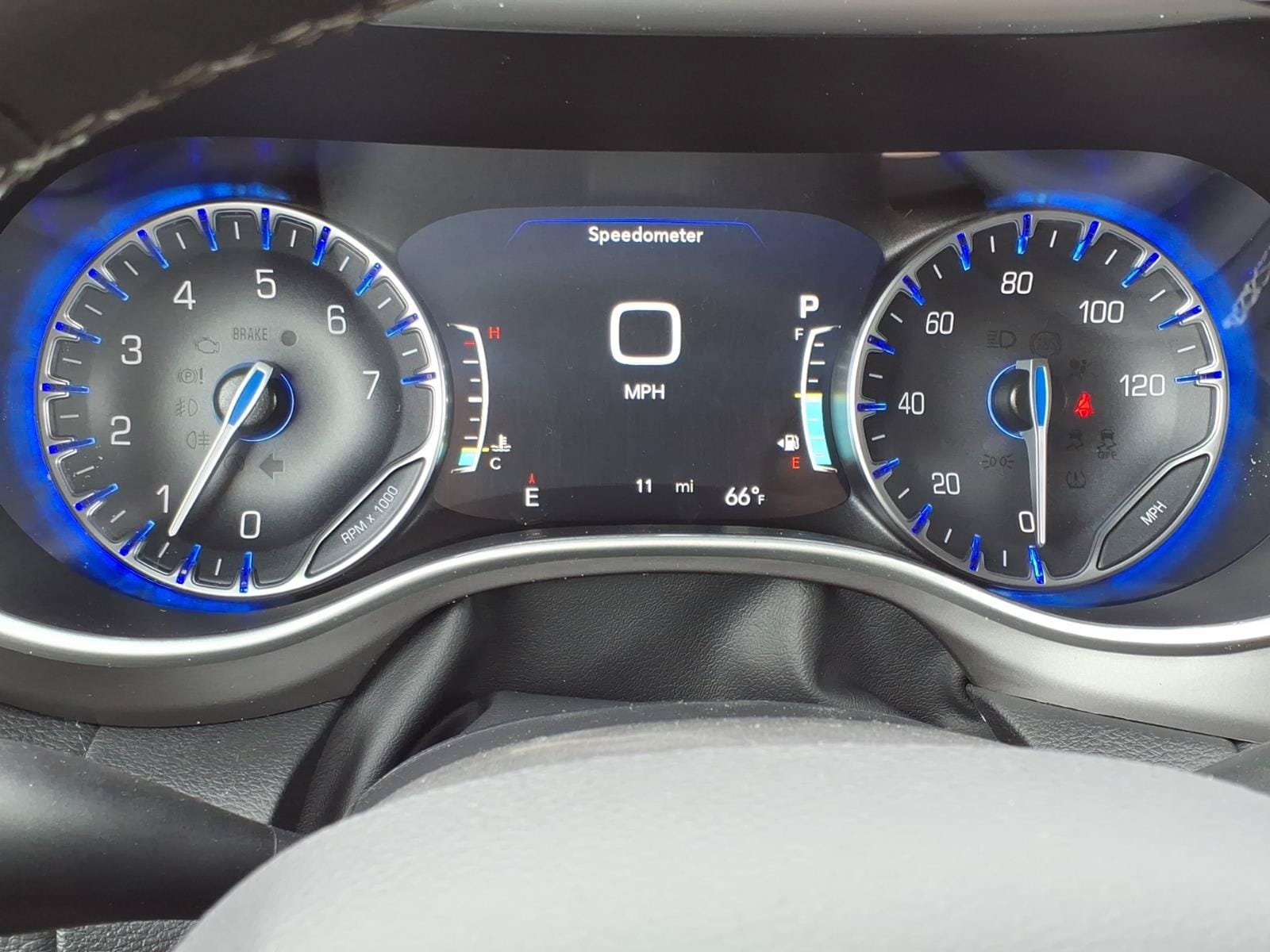 New 2027 Chrysler Pacifica Select AWD/4WD image 20