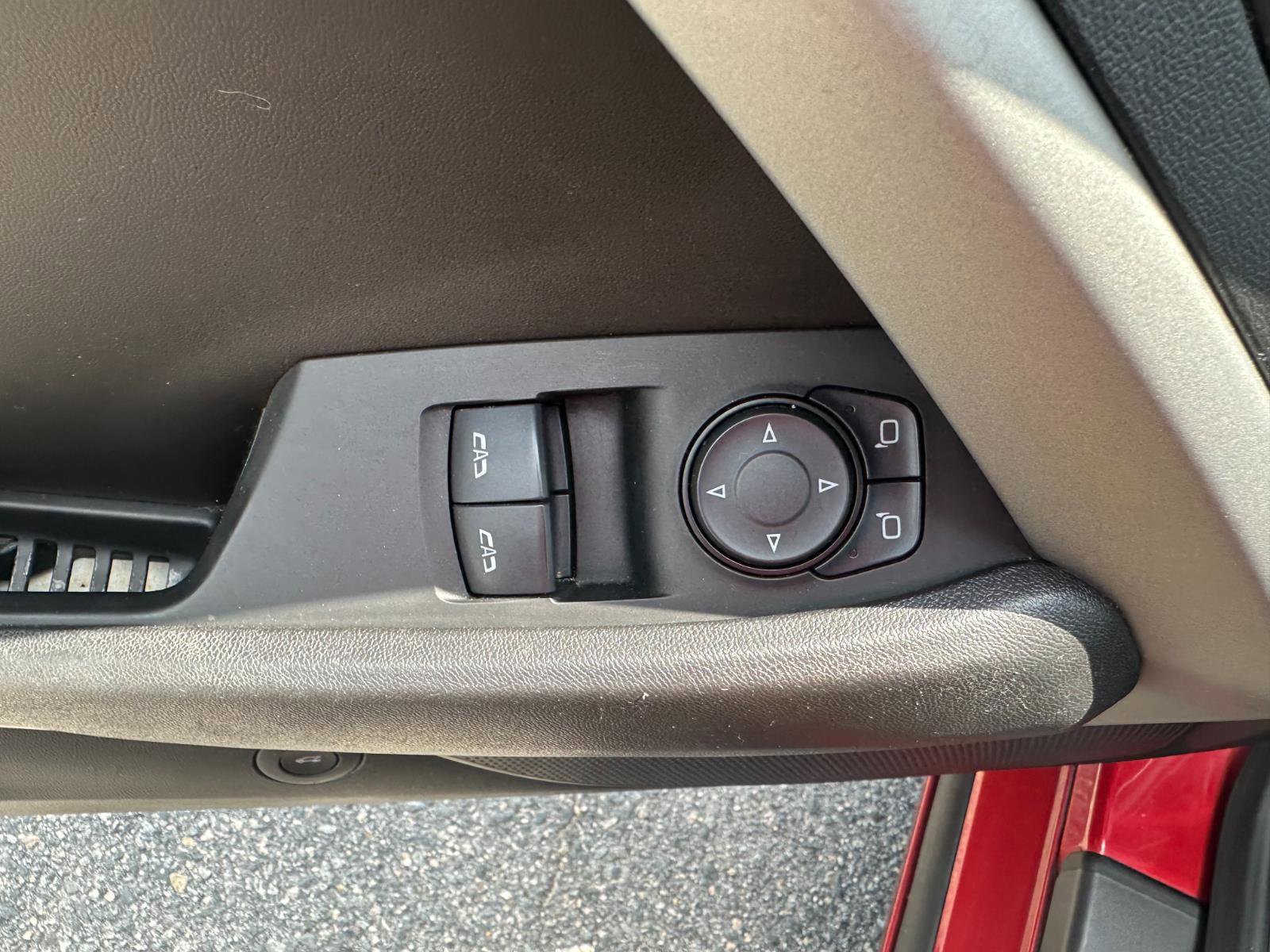 Used 2017 Chevrolet Camaro LT image 11