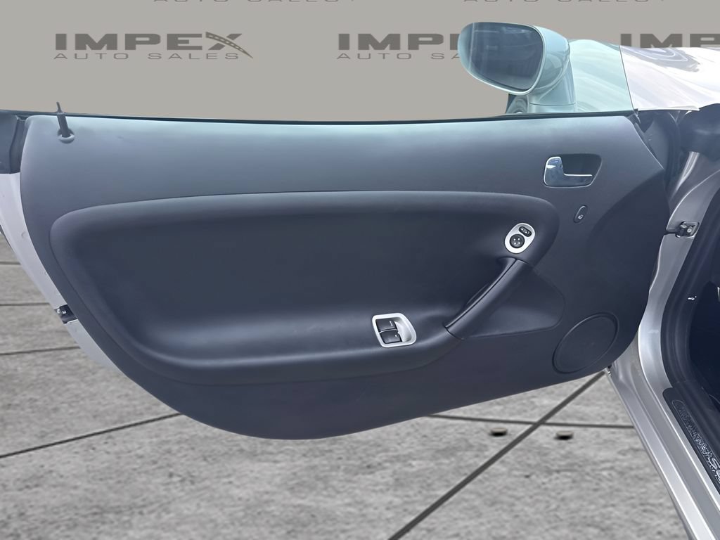 Used 2007 Pontiac Solstice GXP w/ Premium Package RWD image 13
