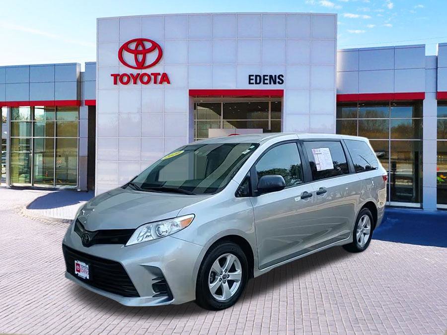 Used 2020 Toyota Sienna L image 11