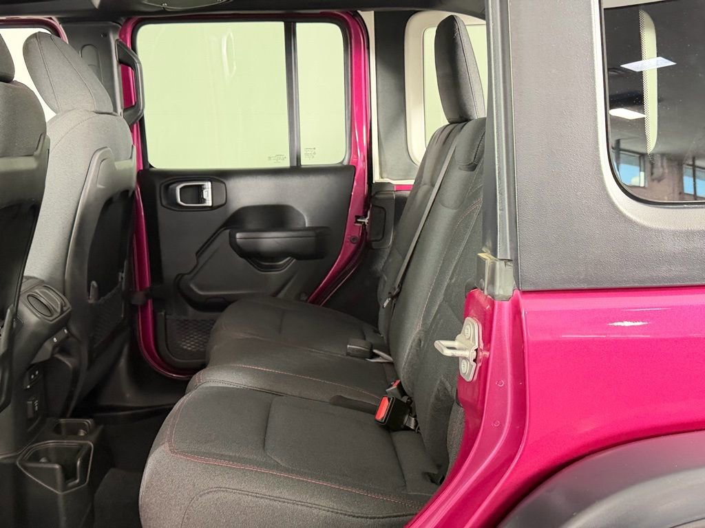 Used 2024 Jeep Wrangler Unlimited Rubicon image 27