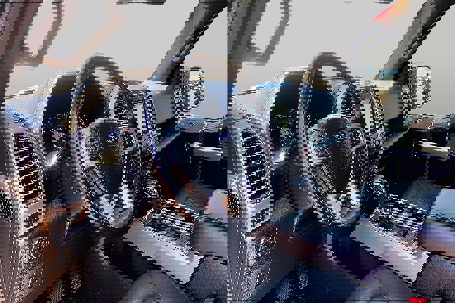 Used 2017 Ford F150 Platinum w/ Equipment Group 701A Luxury AWD/4WD image 12