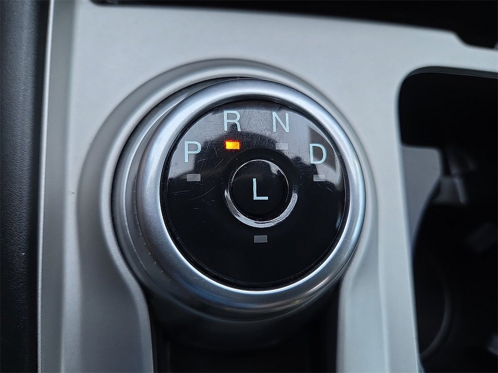 Used 2021 Ford Explorer XLT image 17