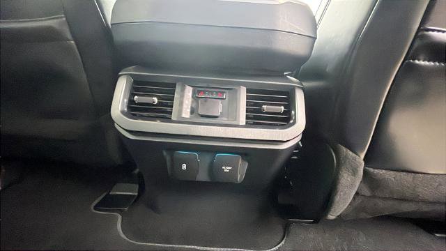 Certified 2025 Ford F150 Platinum AWD/4WD image 22