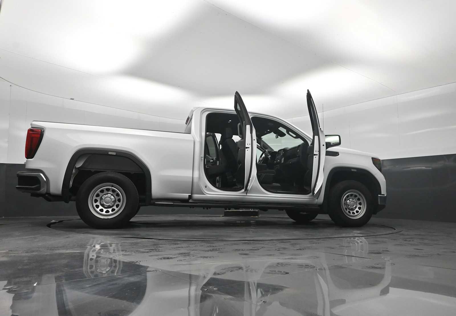 Used 2024 GMC Sierra 1500 Pro w/ Pro Value Package AWD/4WD image 42