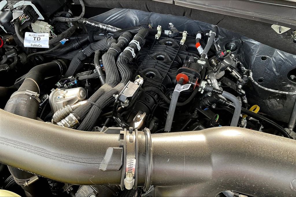 Used 2025 Lincoln Navigator Reserve image 35