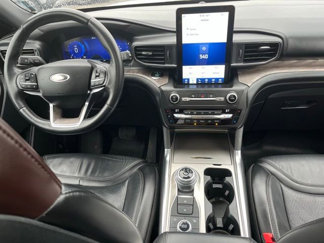 Used 2020 Ford Explorer Platinum w/ Premium Technology Package image 25