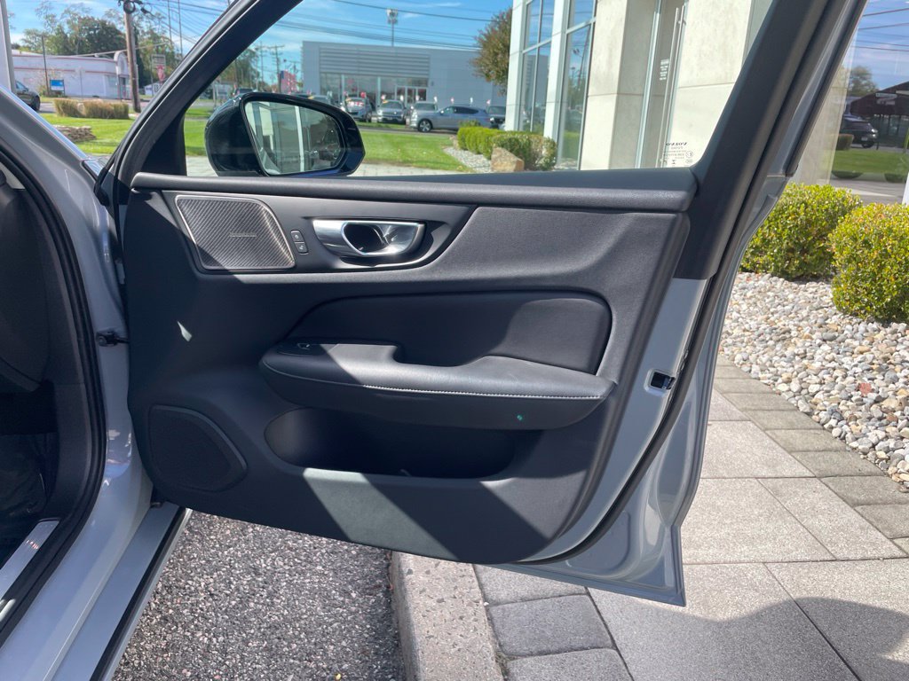 Certified 2024 Volvo S60 B5 Plus w/ Climate Package AWD/4WD image 15
