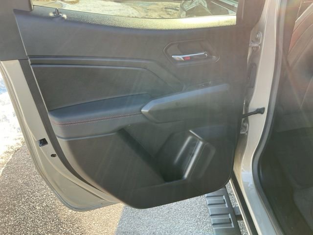 Used 2023 Chevrolet Colorado Z71 w/ Z71 Convenience Package 2 image 25