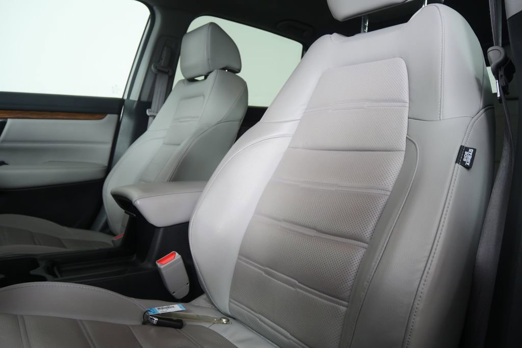 Used 2017 Honda CR-V Touring image 11