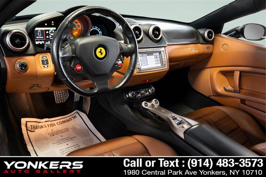 Used 2010 Ferrari California RWD image 32