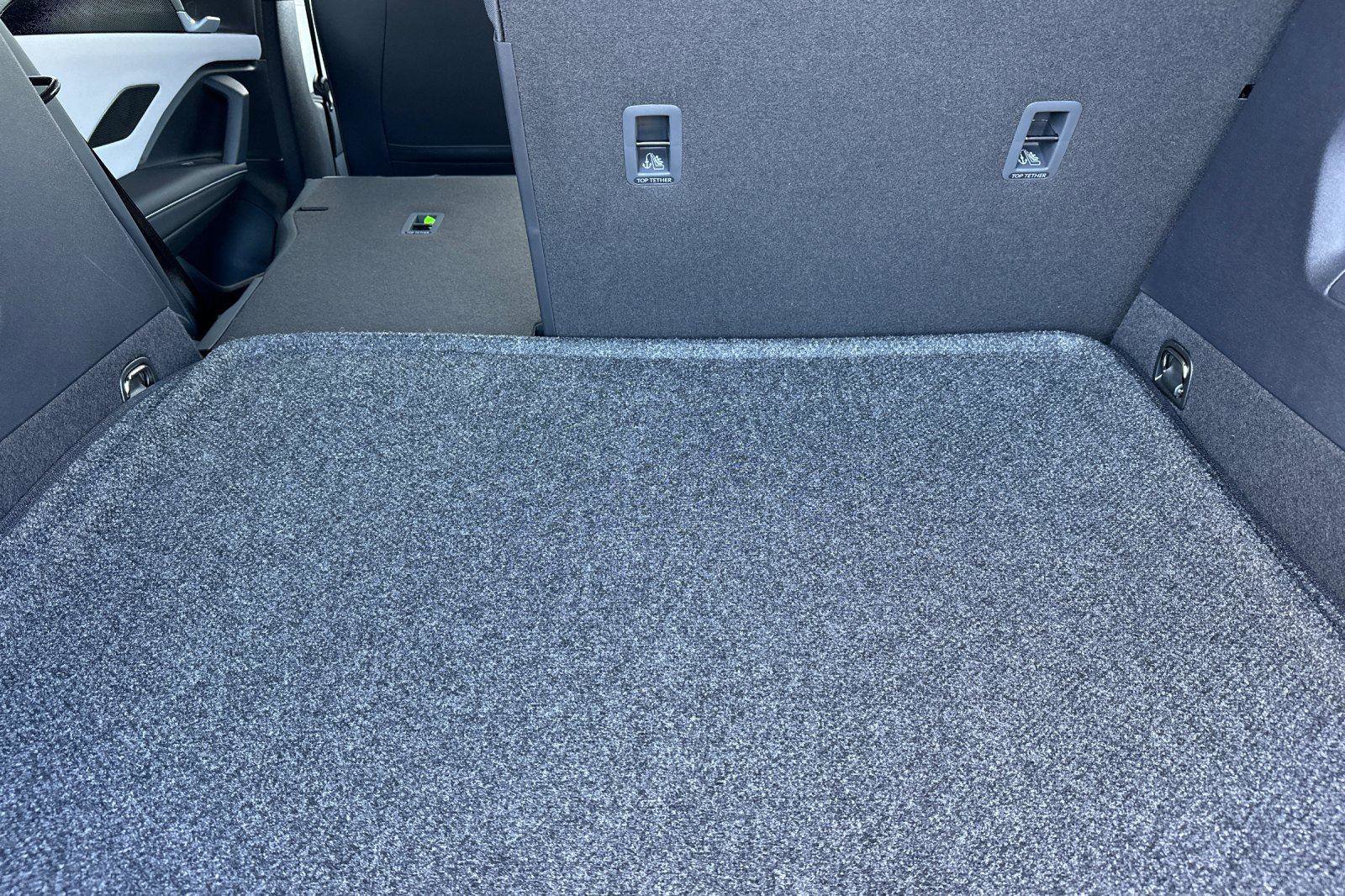 New 2026 Volkswagen Tiguan SE R-Line image 14