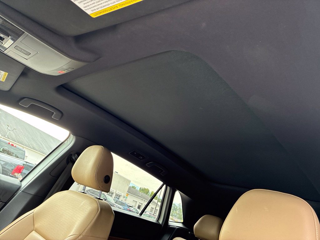 Used 2020 Volkswagen Atlas Cross Sport SE w/ Panoramic Sunroof Package AWD/4WD image 15