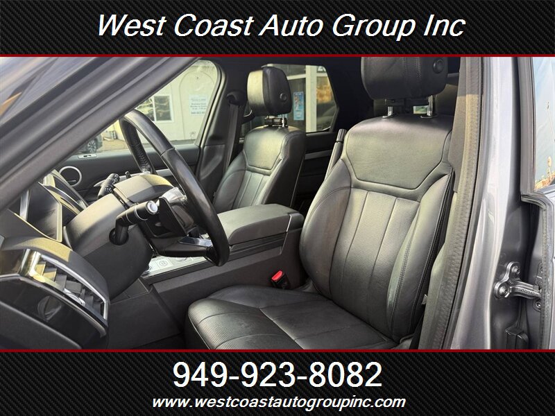 Used 2020 Land Rover Discovery Landmark AWD/4WD image 9