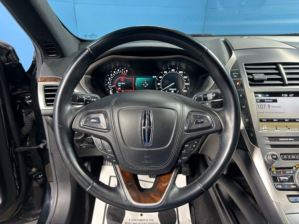 Used 2017 Lincoln MKZ Reserve image 18