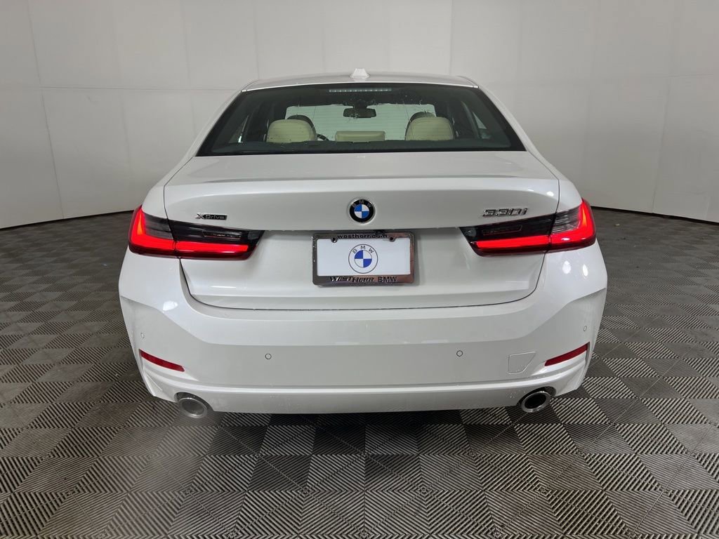 New 2026 BMW 330i xDrive Sedan w/ Convenience Package AWD/4WD image 3