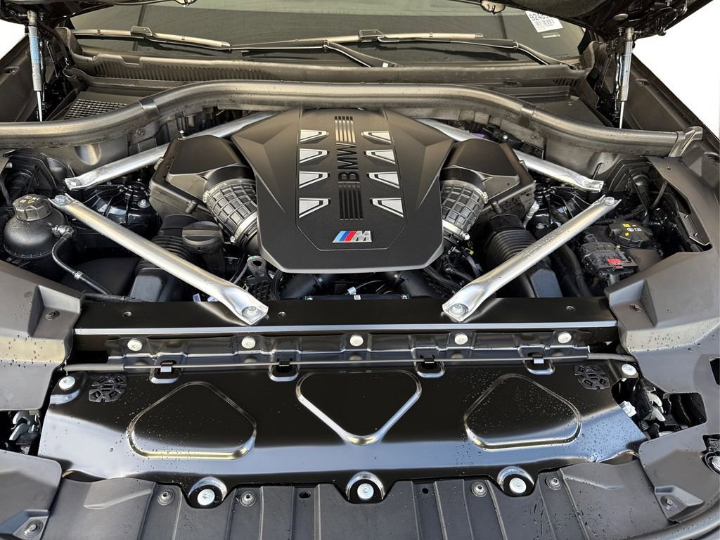 New 2026 BMW X6 M60i image 11